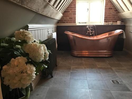 The Broad Leys Hotel in Aylesbury