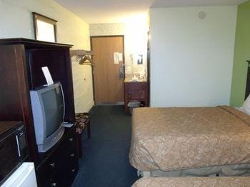 Knights Inn Davenport Hotel in Davenport