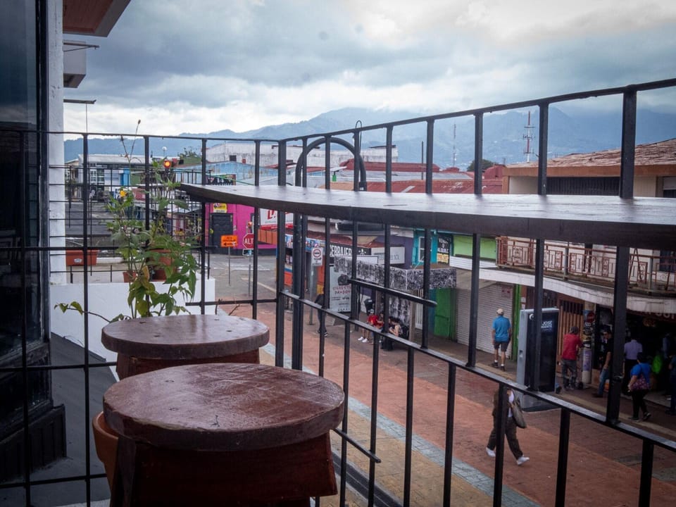 Lolas Hostel in San Jose