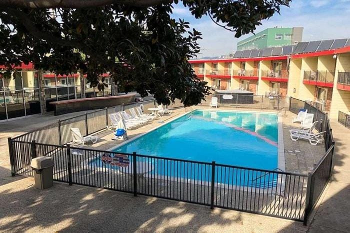 The Garden Inn OAK Hotel in San Leandro