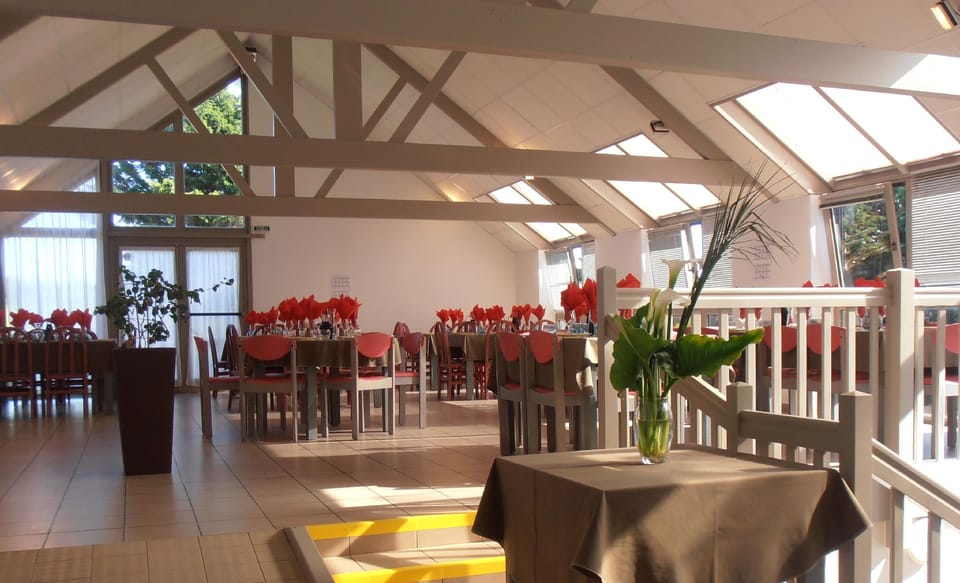 VVF Cotentin Îles anglo-normandes, Port Bail Hotel in Portbail