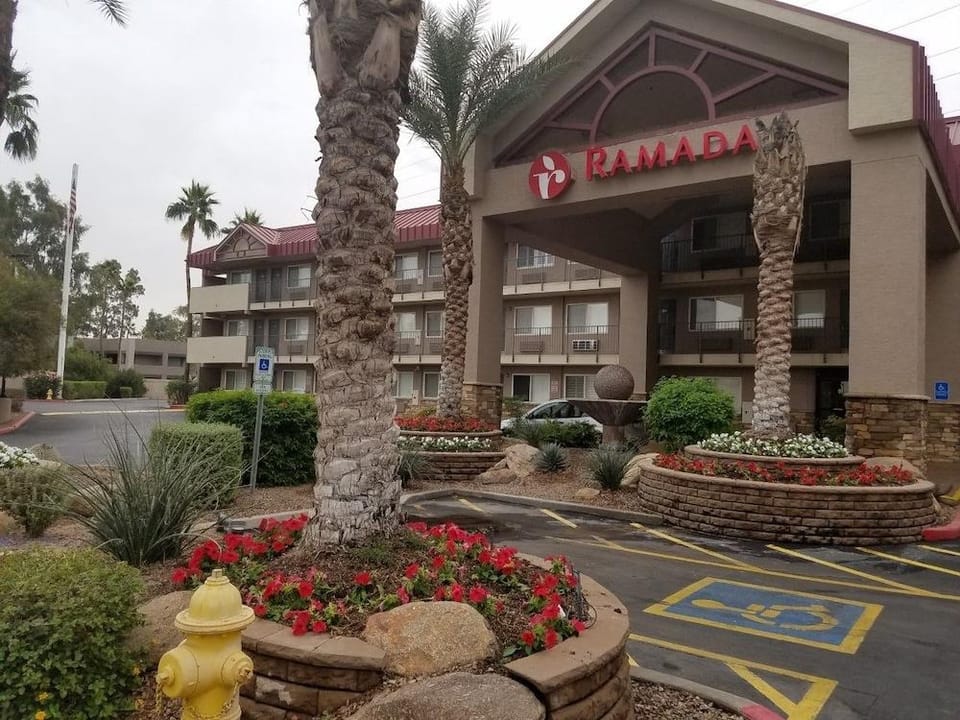 Infinity Inn & Suites Hotel in Tempe