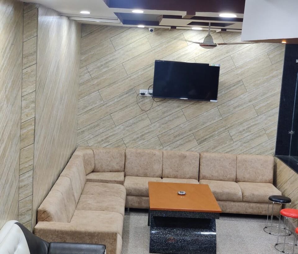 The Elegance  Hotel in Punjab