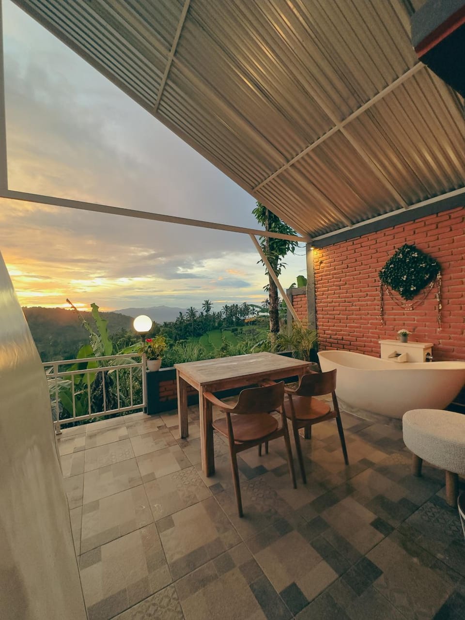 Moondock Luxury Camp Resort in Bali