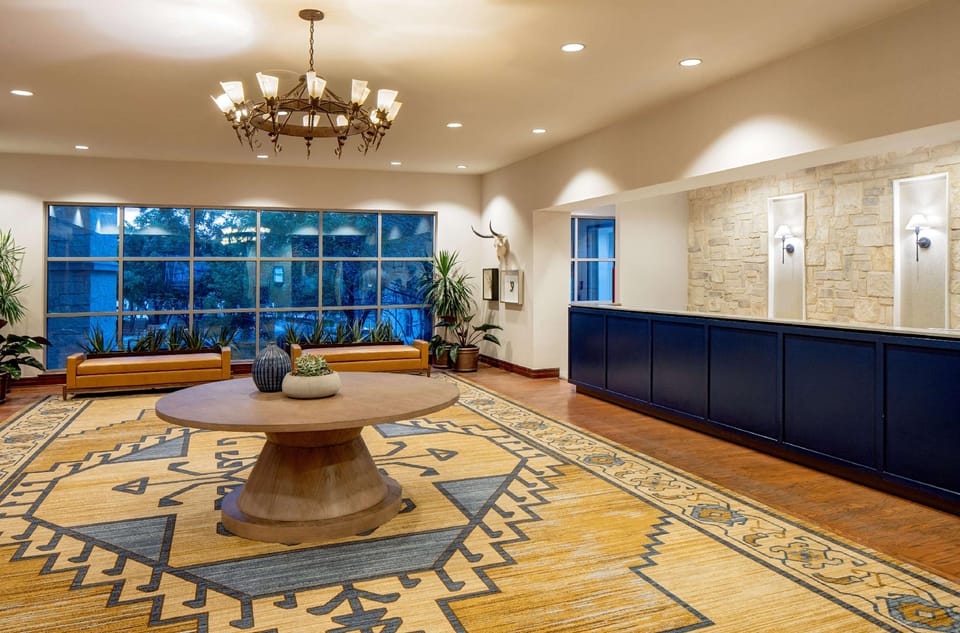 Hilton San Antonio Hill Country Hotel in San Antonio