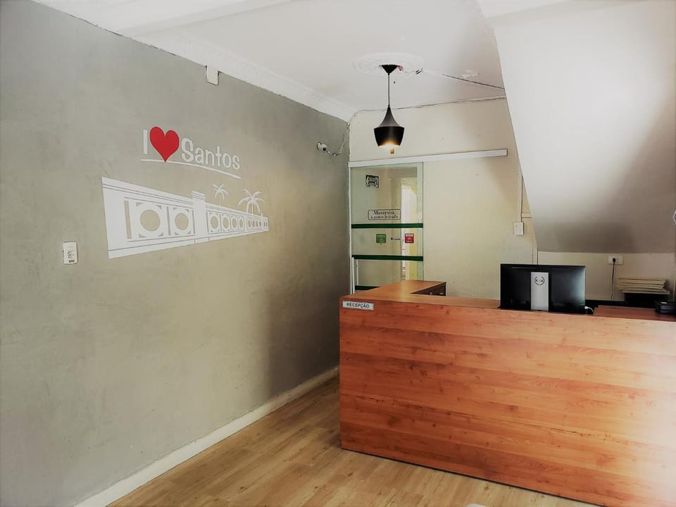 Shared lounge/TV area