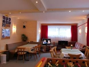 Hotel Garni Waldhof - Wohlfuhlen am Lech Hotel in Tyrol