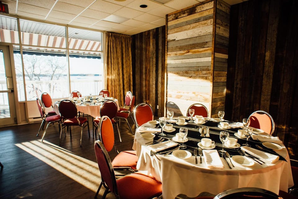 Auberge Des Iles Inn in Quebec