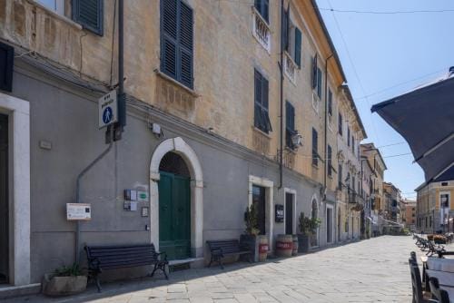 MATTEOTTI ROOMS Hotel in Sarzana