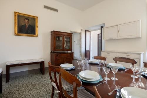MATTEOTTI ROOMS Hotel in Sarzana