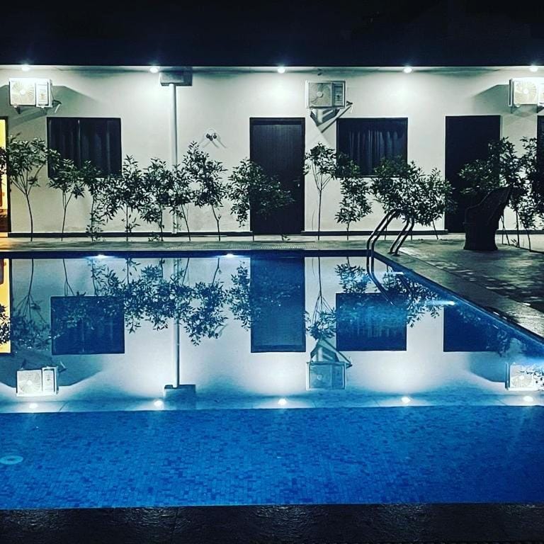 The Lagoon Hotel in Haryana