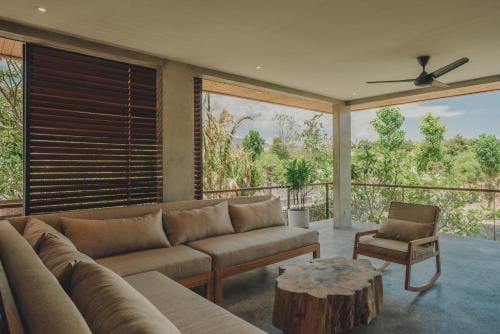 Villa Danginan & Dajanan Pemuteran Hotel in Bali