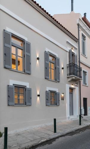 Maison 36 Villa in the center of Psyri Hotel in Athens