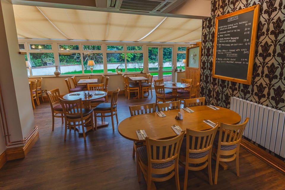 Eyre arms Inn in Bassetlaw District