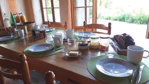 Domaine de Montvianeix Hotel in Auvergne-Rhône-Alpes