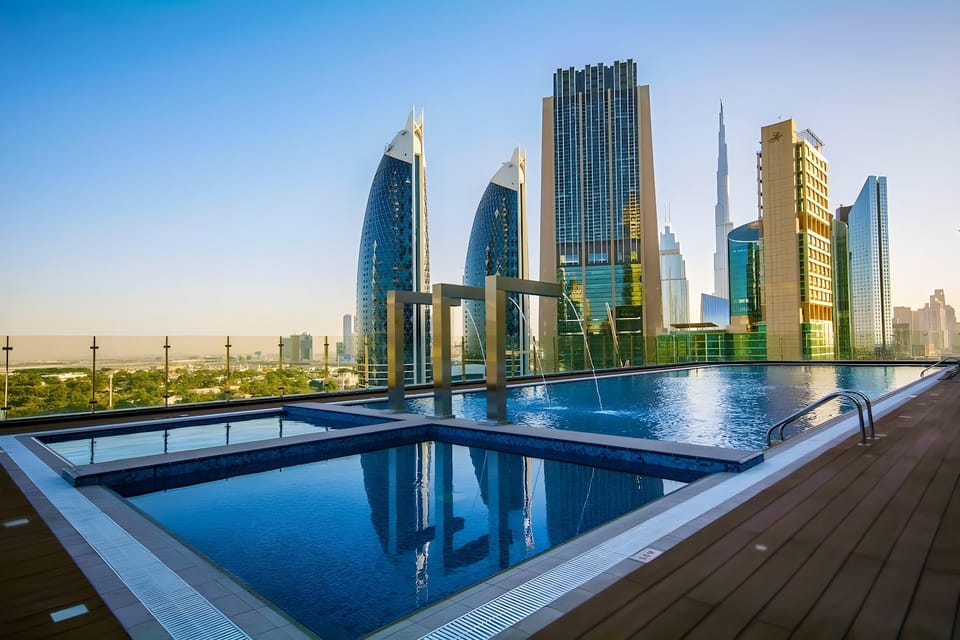 Gevora Hotel -Tallest 4-Star Hotel in the World Hotel in Dubai