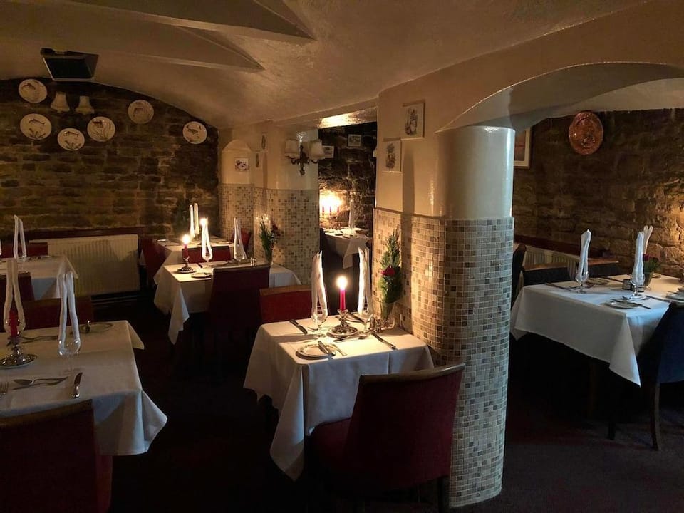 Candlesticks Hotel in South Kesteven District