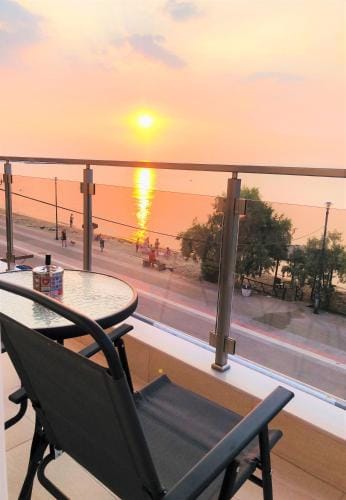 Navarino Luxe Suites with Sea View Hotel in Decentralized Administration of Macedonia and Thrace