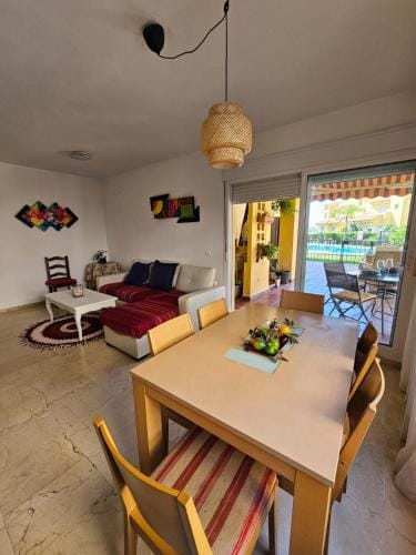 Bienvenido a tu habitacion Hostel in Sitio de Calahonda