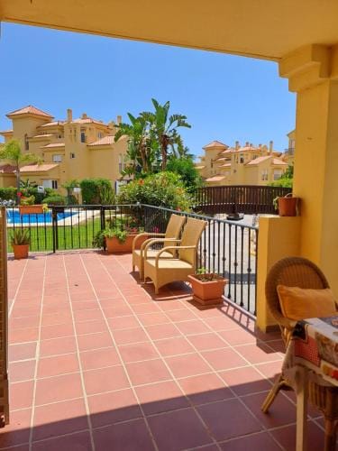 Bienvenido a tu habitacion Hostel in Sitio de Calahonda