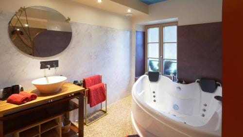 Domaine et chambres d'Hotes des Fees Hotel in Jura