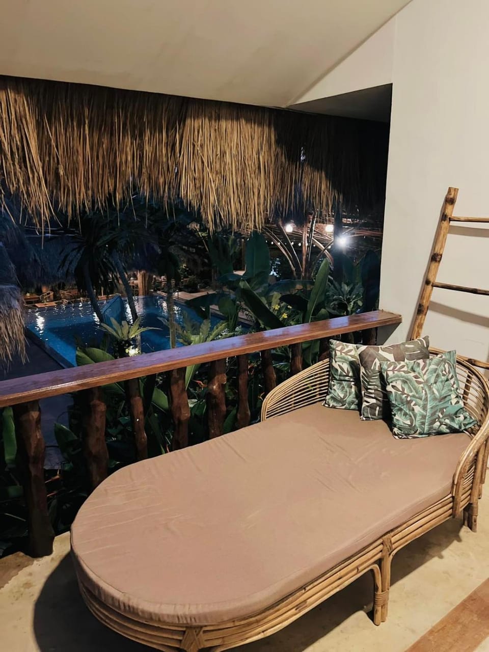 La Colonial Resort Hotel in El Nido