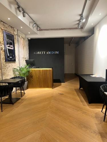Budget Rooms just for sleeping - Digital access Hotel in Cologne
