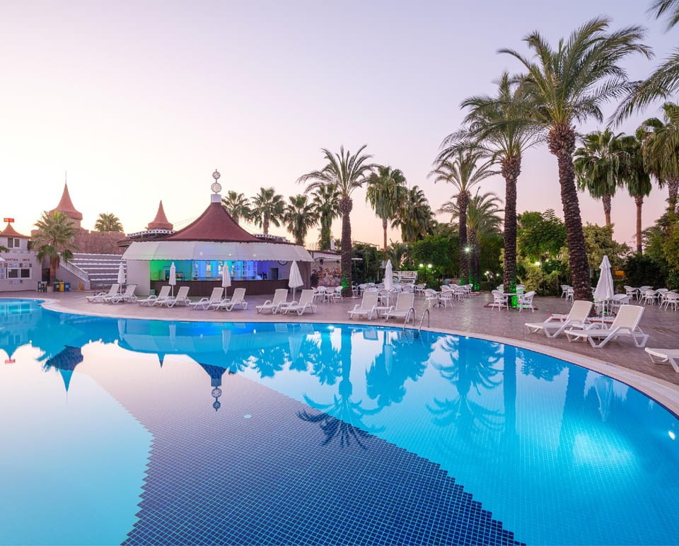Aydınbey Famous Resort Hotel in Antalya Province
