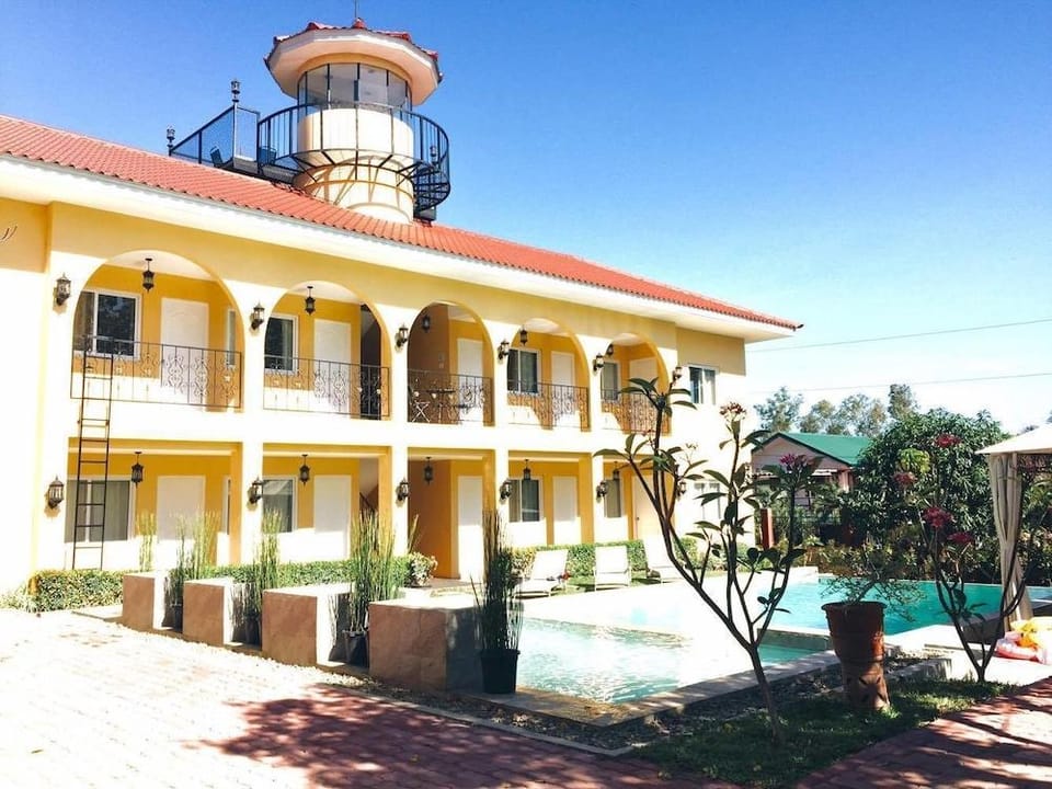 Villa Del Faro Resort in Calabarzon