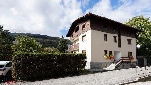 Leopardi 3 in Bormio Hotel in Bormio
