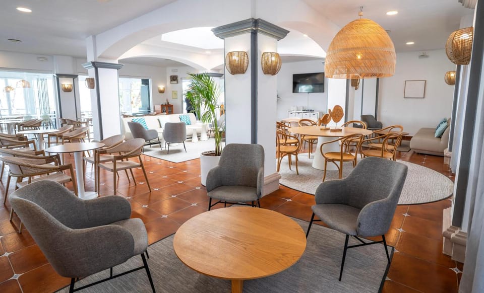 Bar/lounge