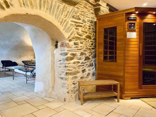 Le Chateau de la Roque Hotels Hotel in Normandy
