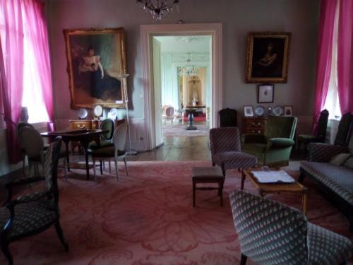 Chambres d'hotes & Gites du Chateau de Grand Rullecourt Hotel in Hauts-de-France