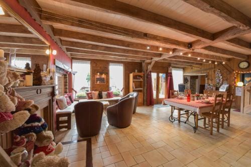 Chambres d'Hotes Coeur de Bastie et Ranch du Levezou Hotel in Auvergne-Rhône-Alpes