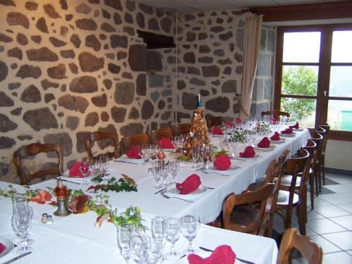 Auberge Hotel de Tournemire - Cantal Hotel in Auvergne-Rhône-Alpes