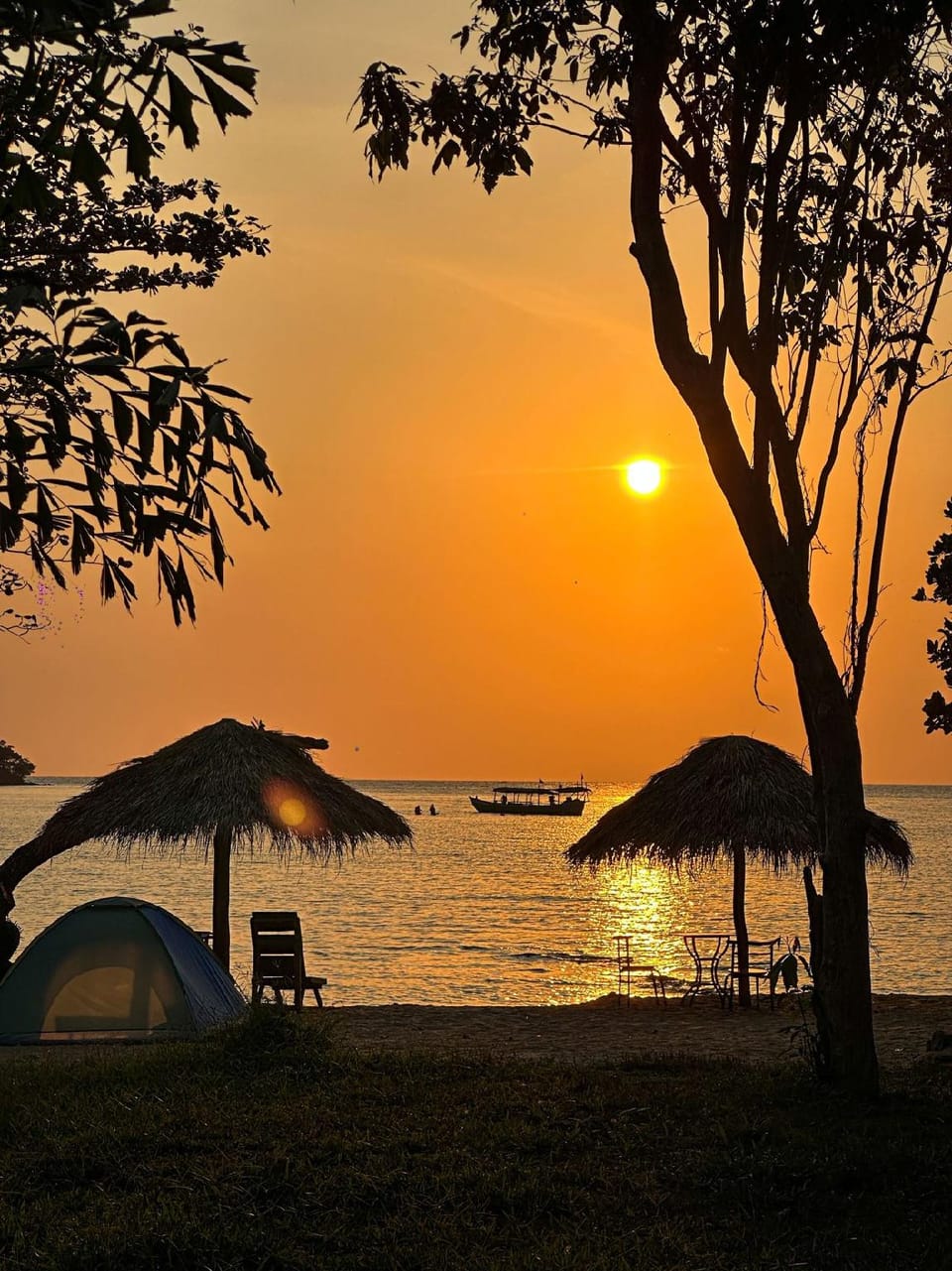 Coral Bay Resort Inn in Ream
