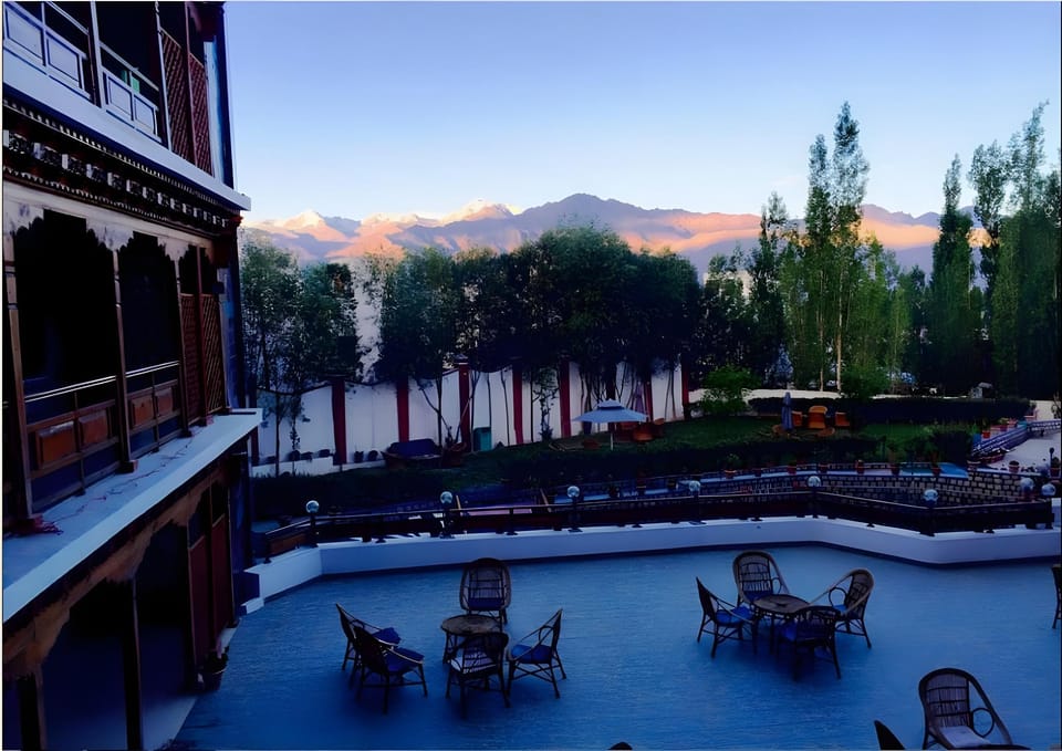 Hotel Shangrila - Leh Hotel in India