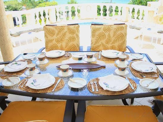 Seabliss Villa Hotel in Barbados