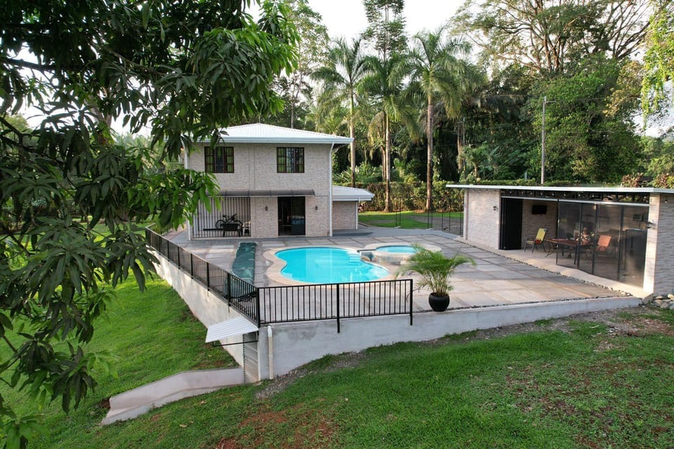 Casa Naranjito Hotel in Quepos