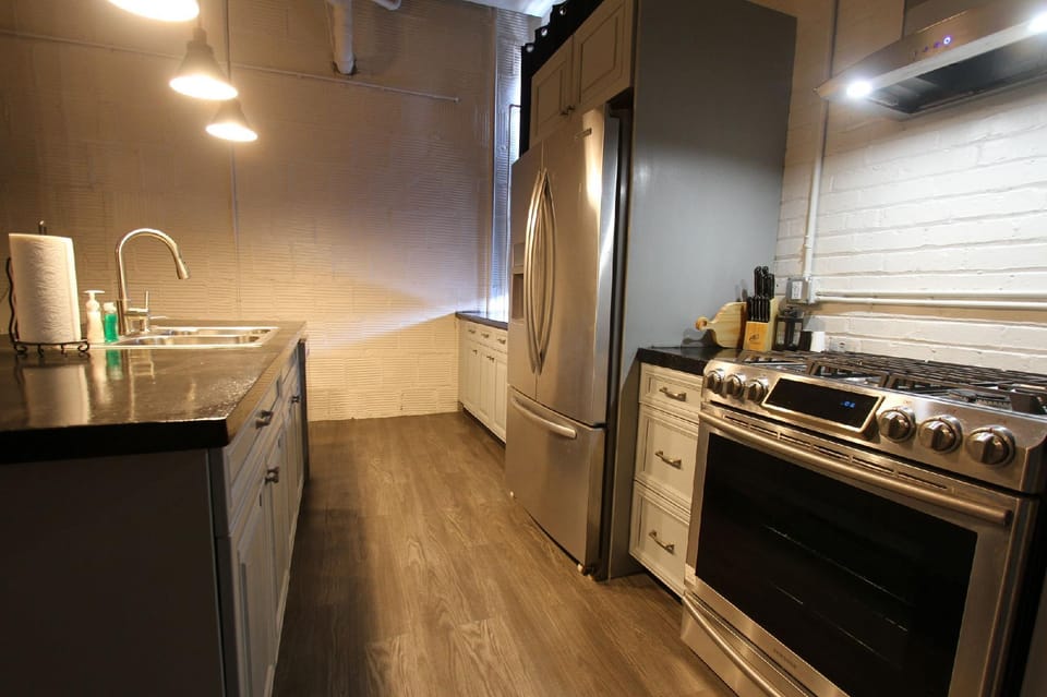 424 Gold Way- 3Bed/2Bath Apartment Hotel in Pittsburgh