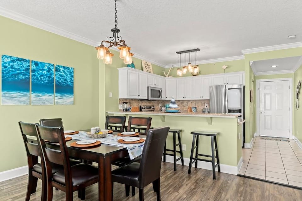 Ocean Villa Resort by Book That Condo Hotel in Long Beach