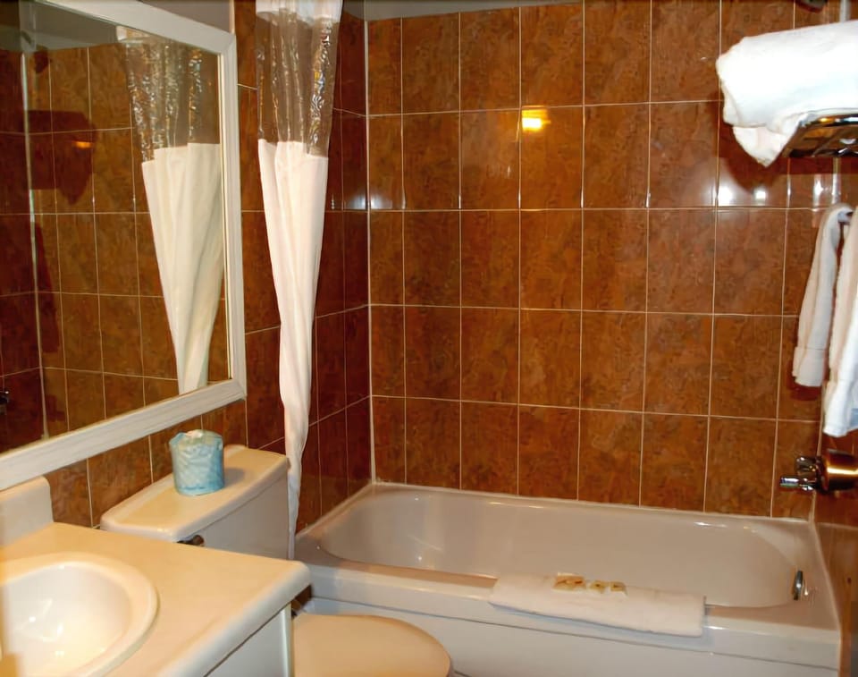 Best Lodge Motel Hotel in Lloydminster