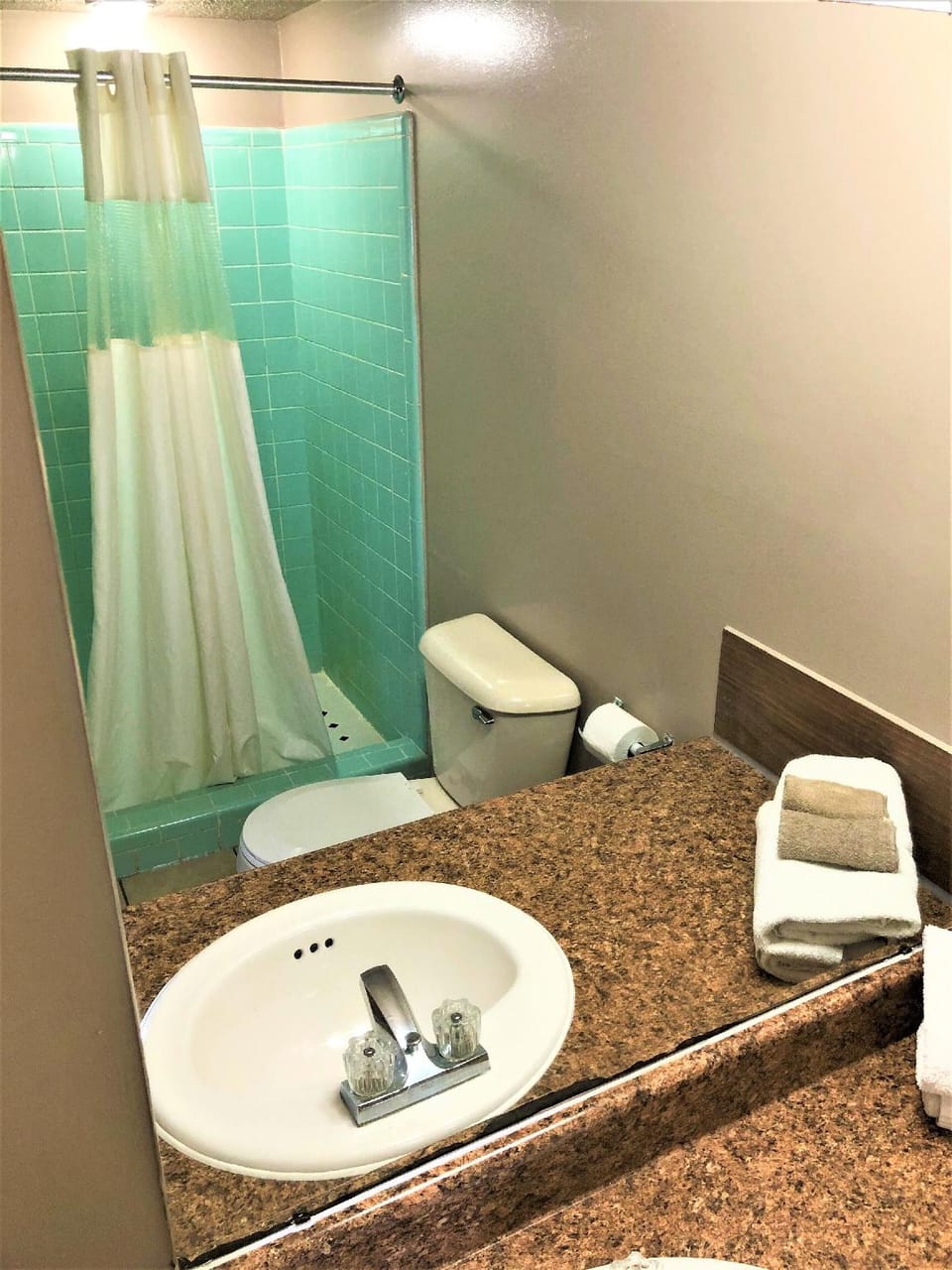 Country Meadow Inn Hotel in Michigan