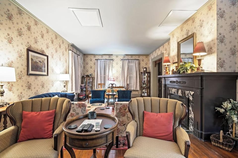Loganberry Inn Hotel in Missouri