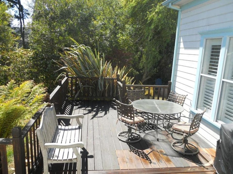 Pescadero Creek Inn Hotel in San Francisco Bay Area