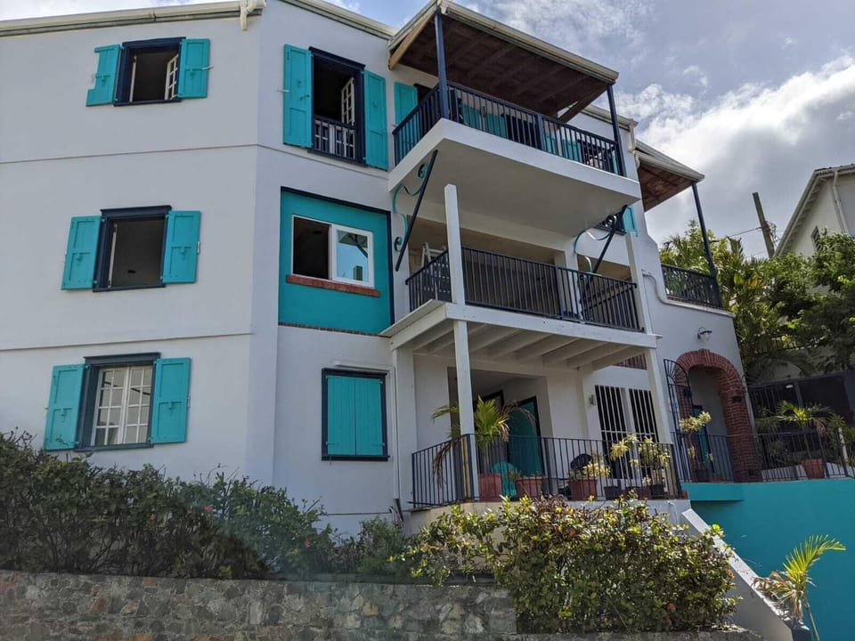 Aqua Hotel in Virgin Islands (U.S.)