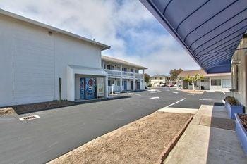 Coastal Valley Inn Hotel in Castroville