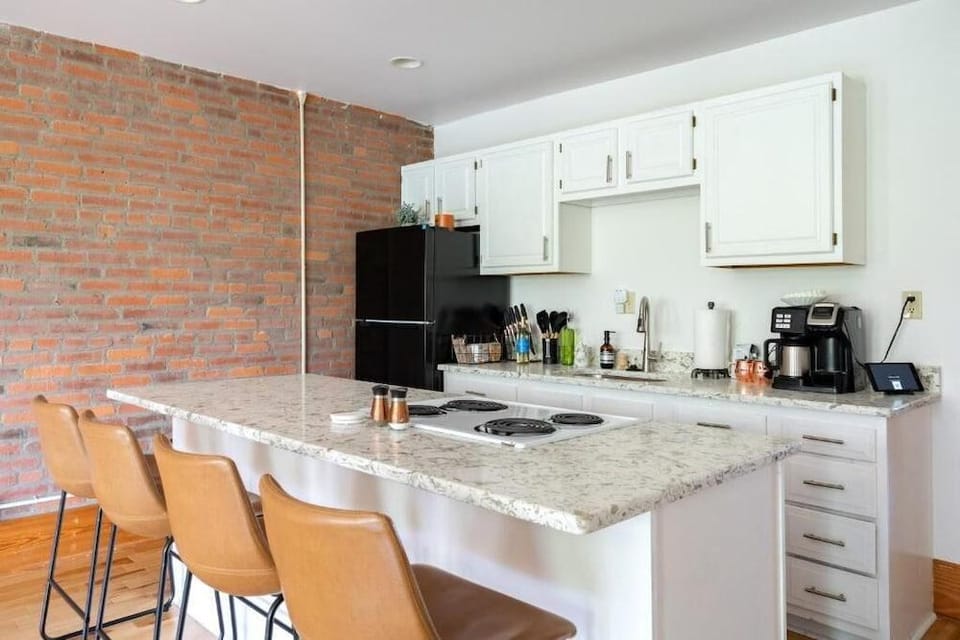 Jungle House Luxury Lofts – Short North High Street Hotel in Short North