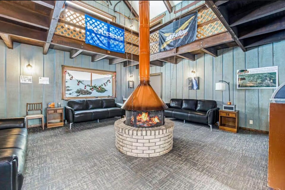 Snow Chasers Lodge Hotel in Wisconsin