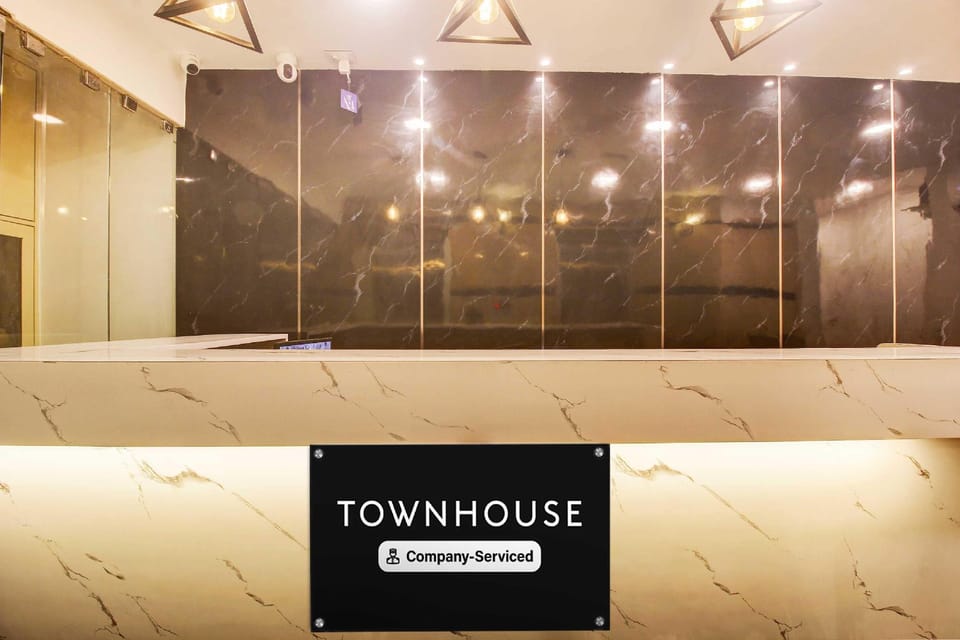 Super Townhouse RCC Hotel Banjara Hills Hotel in Hyderabad